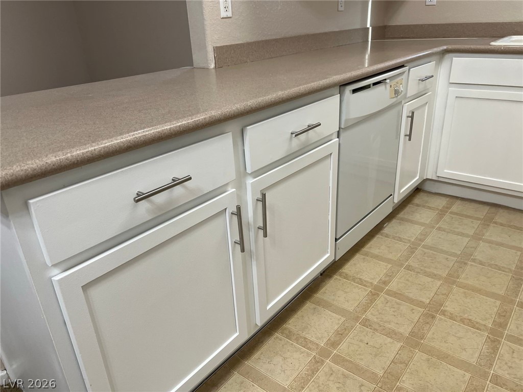 2291 West Horizon Ridge Parkway, Unit 4222 Henderson, NV 89052 - Photo 8 of 32