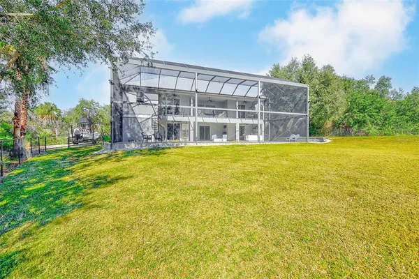$1,500,000 | 3410 26th Avenue East, Bradenton, FL 34208