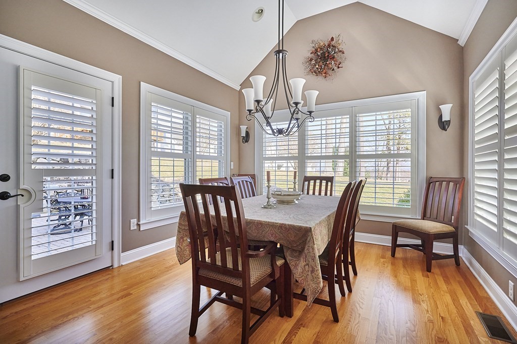 20 Bridge Road, Unit 10 Northampton, MA 01062 - Photo 9 of 42