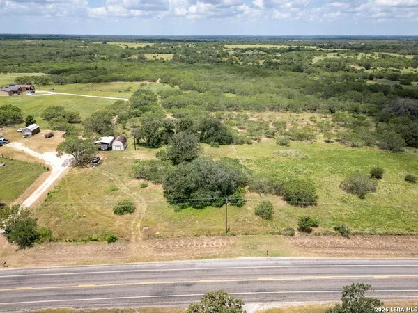 $985,000 | 5616 Farm To Market Road 1117, Seguin, TX 78155