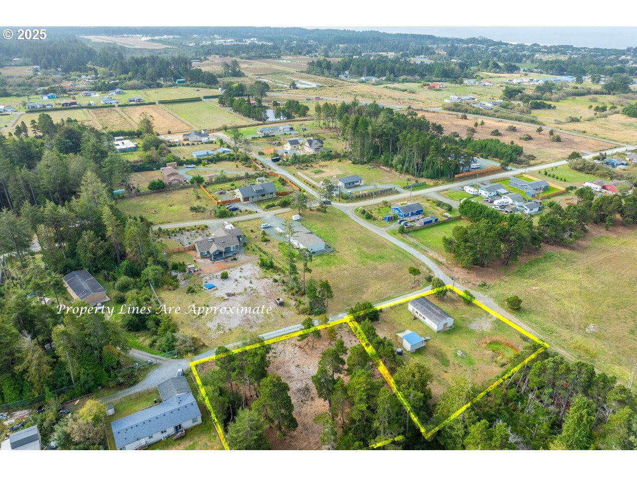 87905 Astor Lane Bandon, OR 97411 - Photo 24 of 26 a view of a city