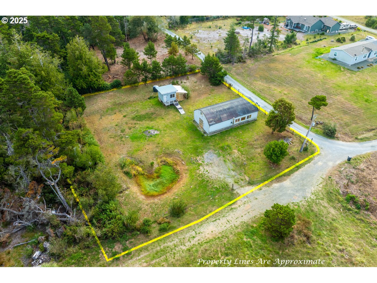87905 Astor Lane Bandon, OR 97411 - Photo 6 of 26