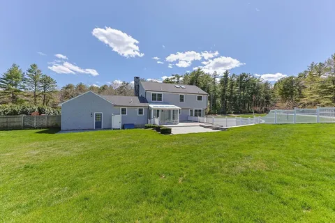 $1,399,000 | 1 Boat House Drive, Wareham, MA 02571