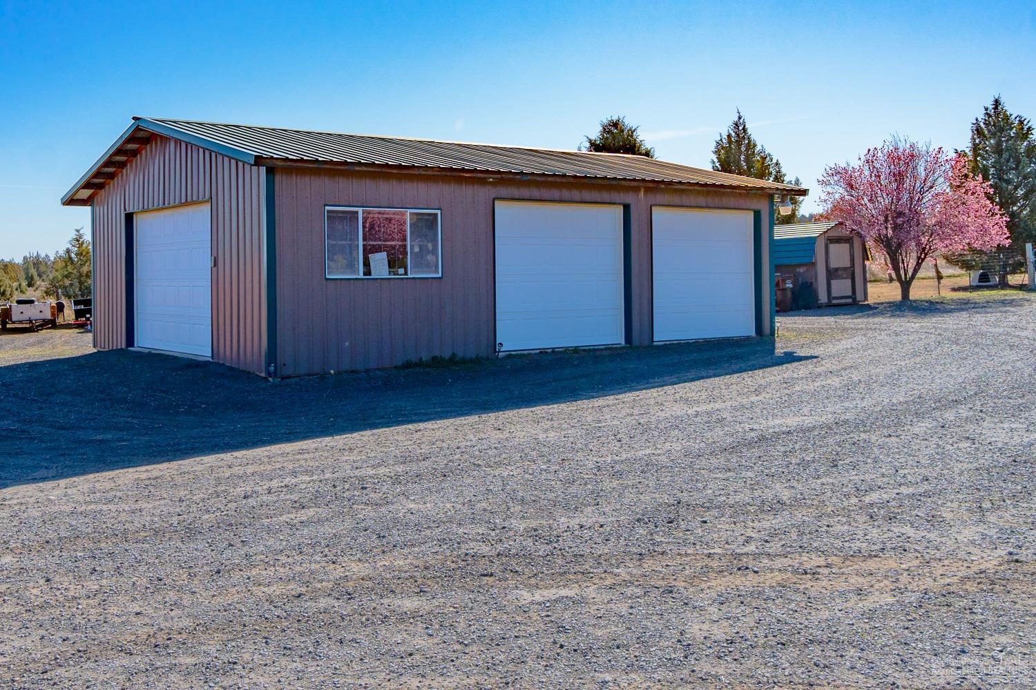 6746 Southwest Valley View Road Powell Butte, OR 97753 - Photo 19 of 24 Additional Photo