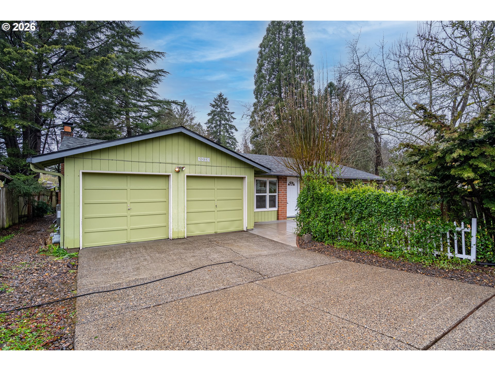 5803 Southwest 56th Avenue Portland, OR 97221 - Photo 2 of 31