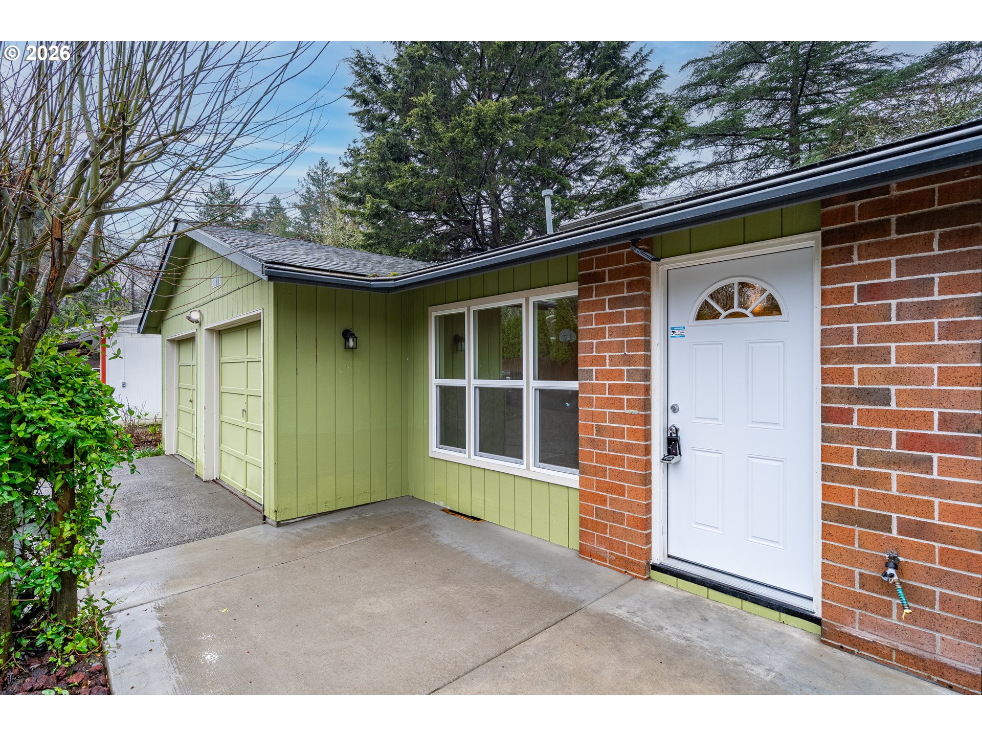 5803 Southwest 56th Avenue Portland, OR 97221 - Photo 4 of 31