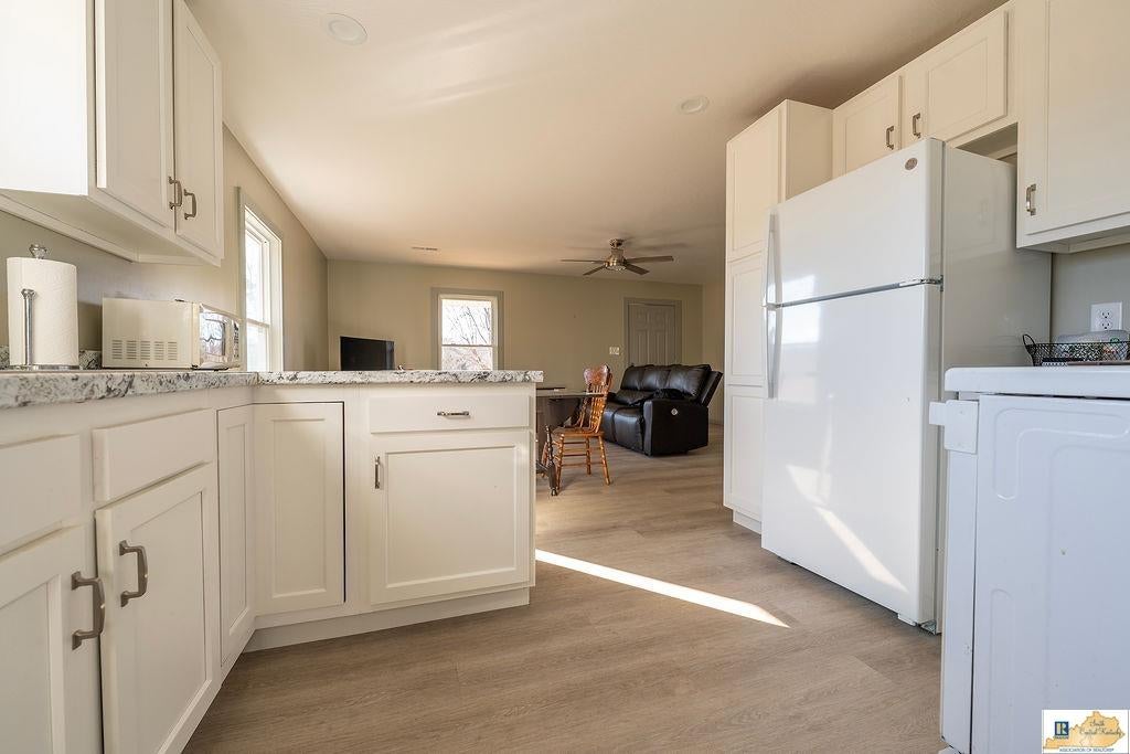 13289 Liberty Road Columbia, KY 42728 - Photo 8 of 37 Gallery Image 8