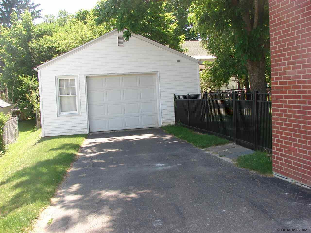 11 Virginia Avenue Rensselaer, NY 12144 - Photo 12 of 17 Photo 12