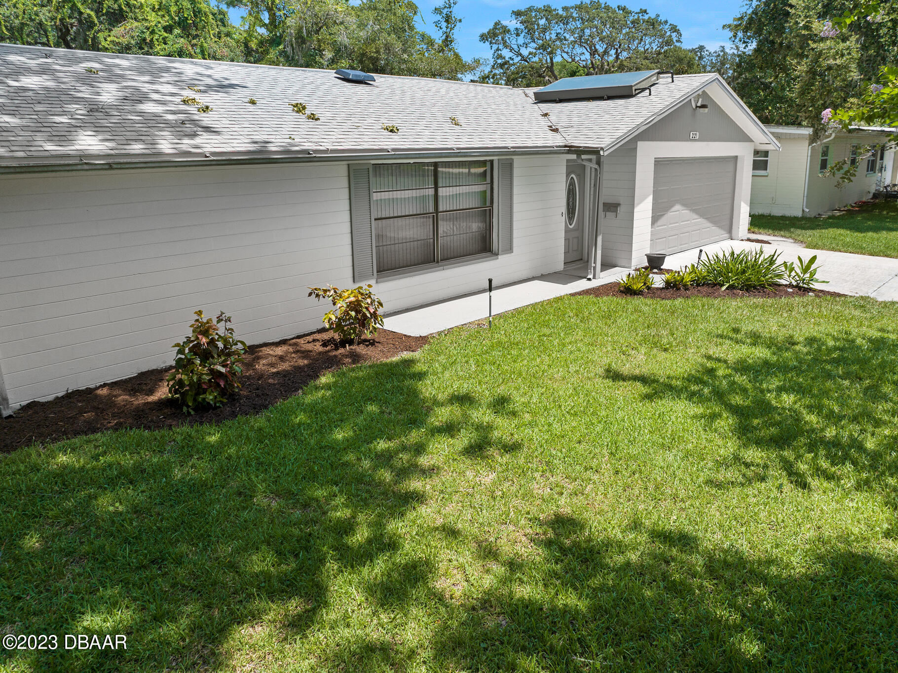 221 Putnam Avenue Ormond Beach, FL 32174 - Photo 2 of 63 AEP360-1225