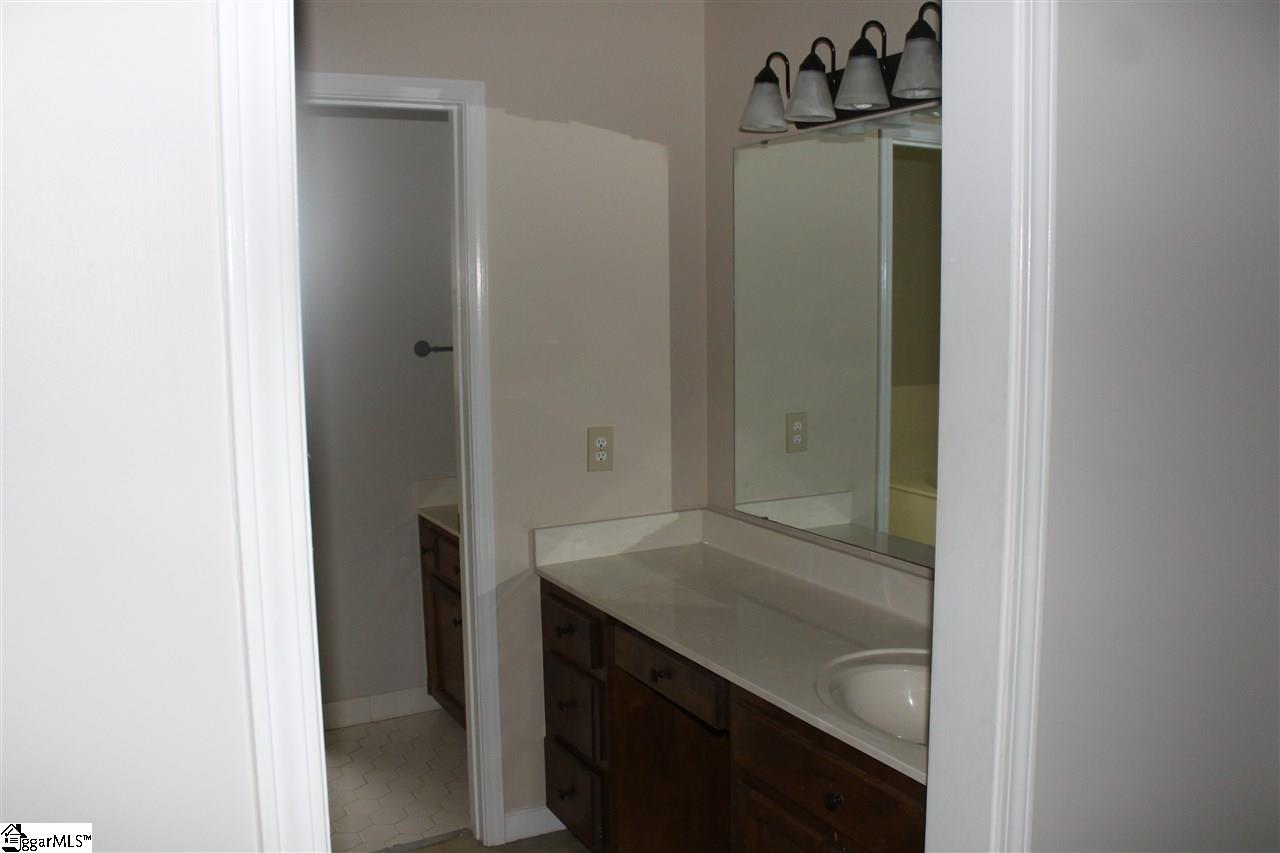 105 Timberstone Way Simpsonville, SC 29681 - Photo 19 of 27 Gallery Image 19