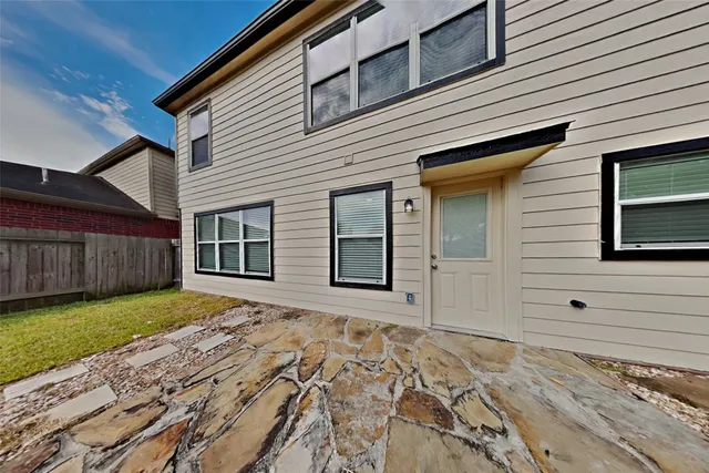 $2,145 | 18318 Atasca Wds Trace, Humble, TX 77346