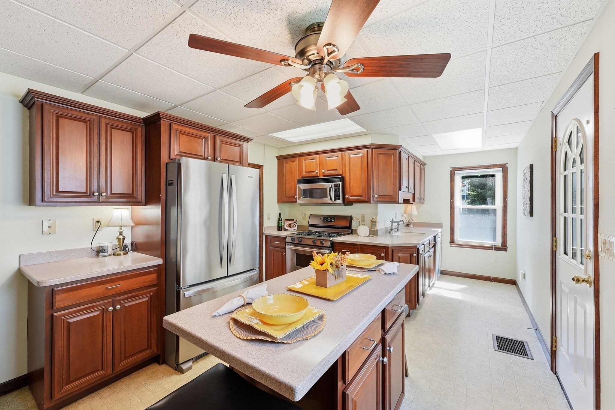 57 Maple Street West Springfield, MA 01089 - Photo 13 of 39 Gallery Image 13