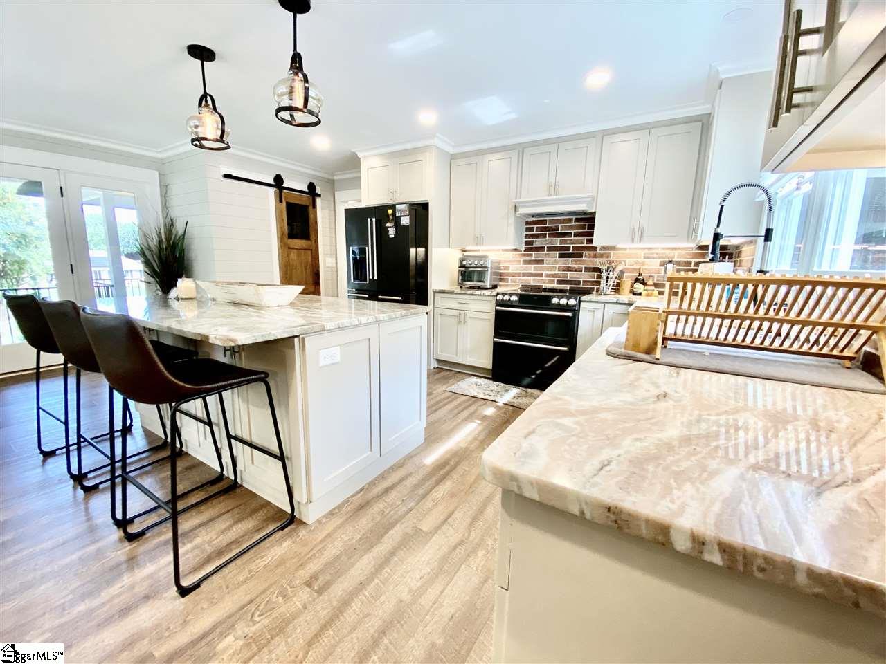 210 Surrey Lane Anderson, SC 29621 - Photo 3 of 35