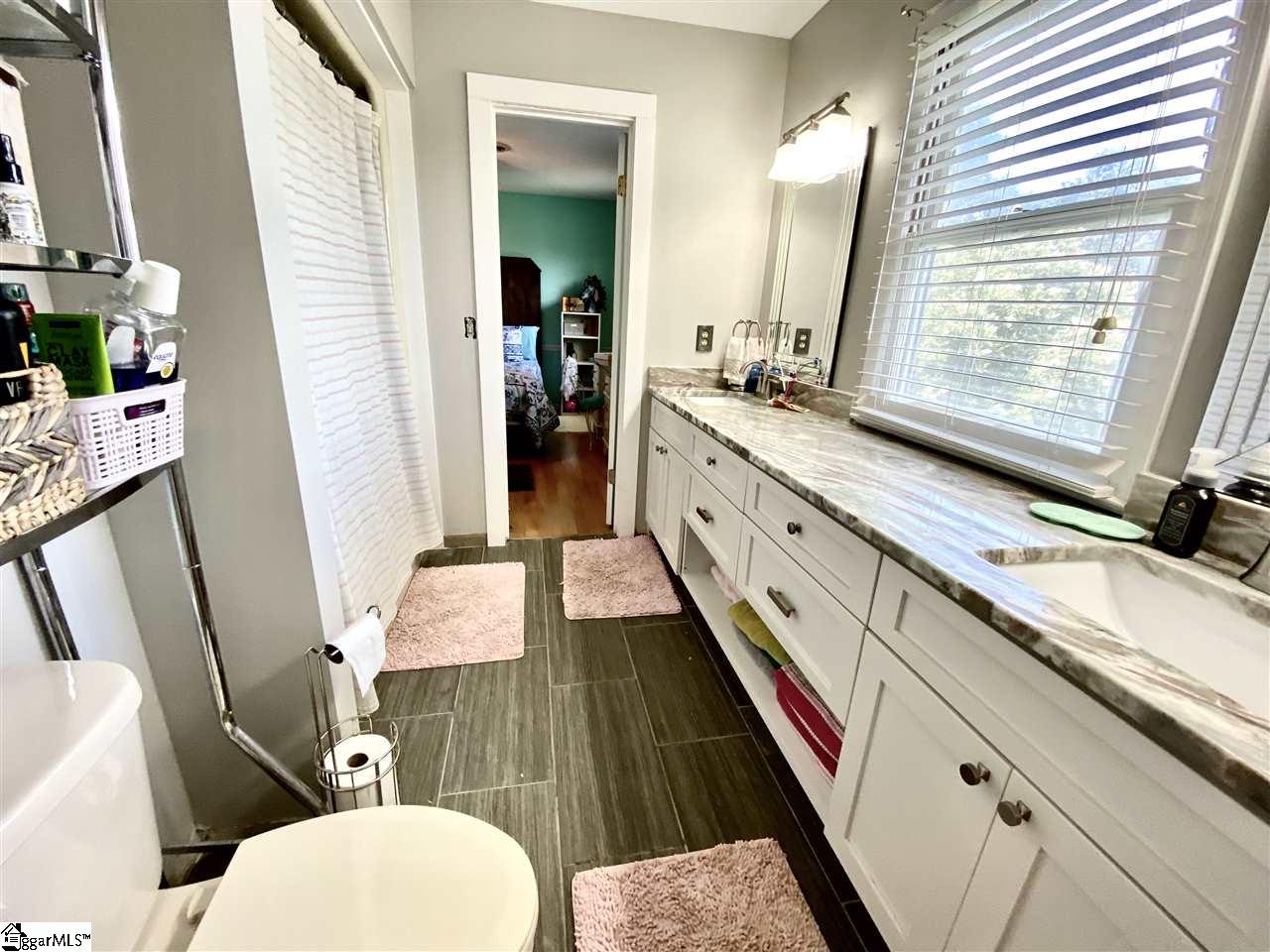 210 Surrey Lane Anderson, SC 29621 - Photo 21 of 35