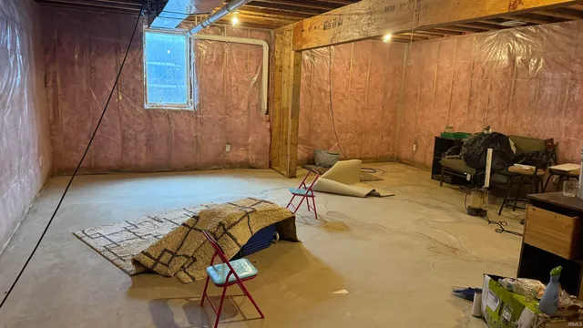 $320,000 | 18834 Red Cedar Road, New Paris, IN 46553