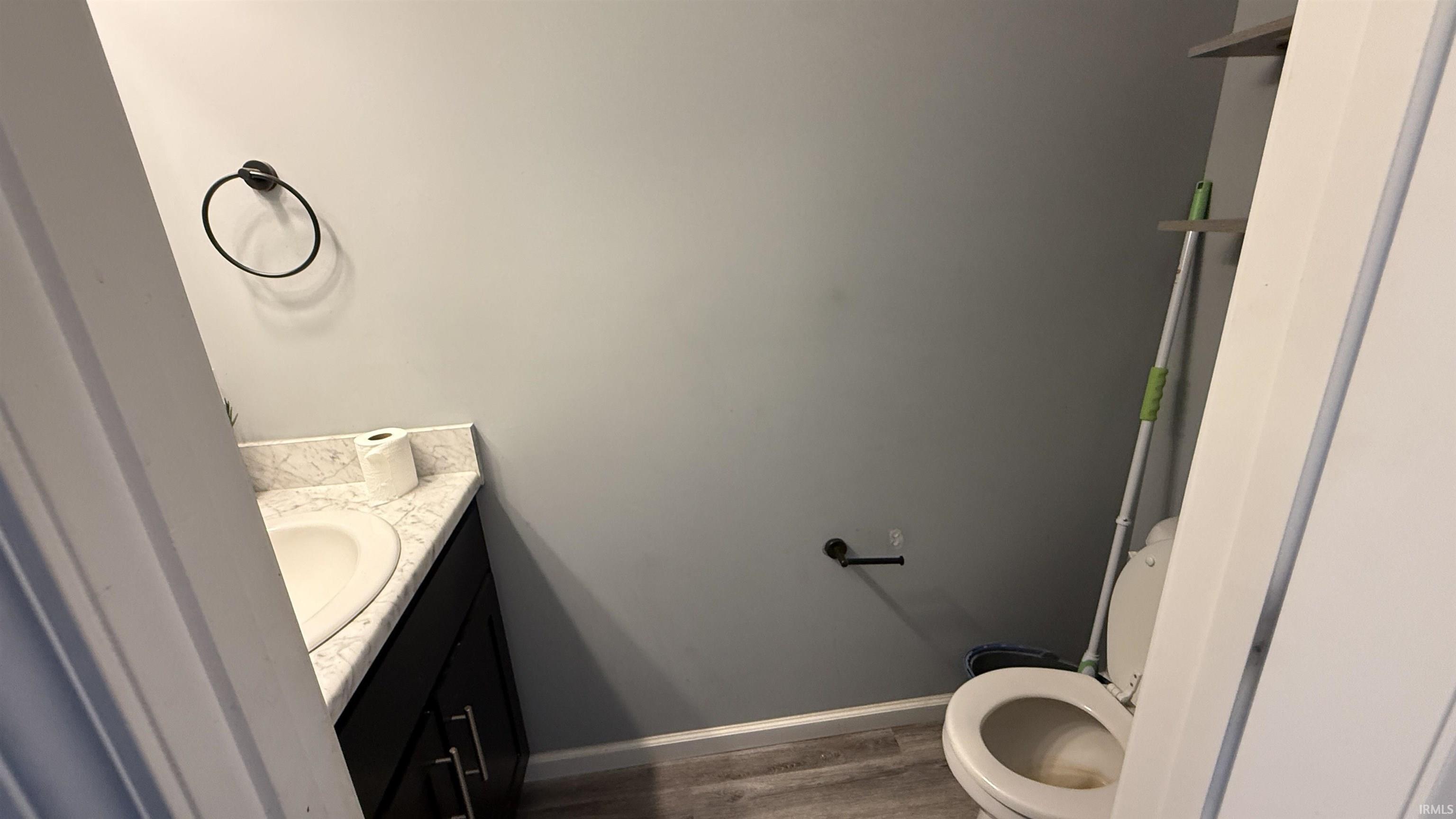 18834 Red Cedar Road New Paris, IN 46553 - Photo 8 of 20