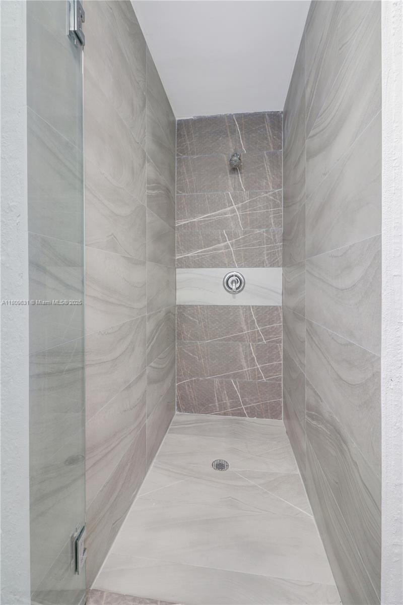 6039 Southwest 38th Street Miramar, FL 33023 - Photo 19 of 28