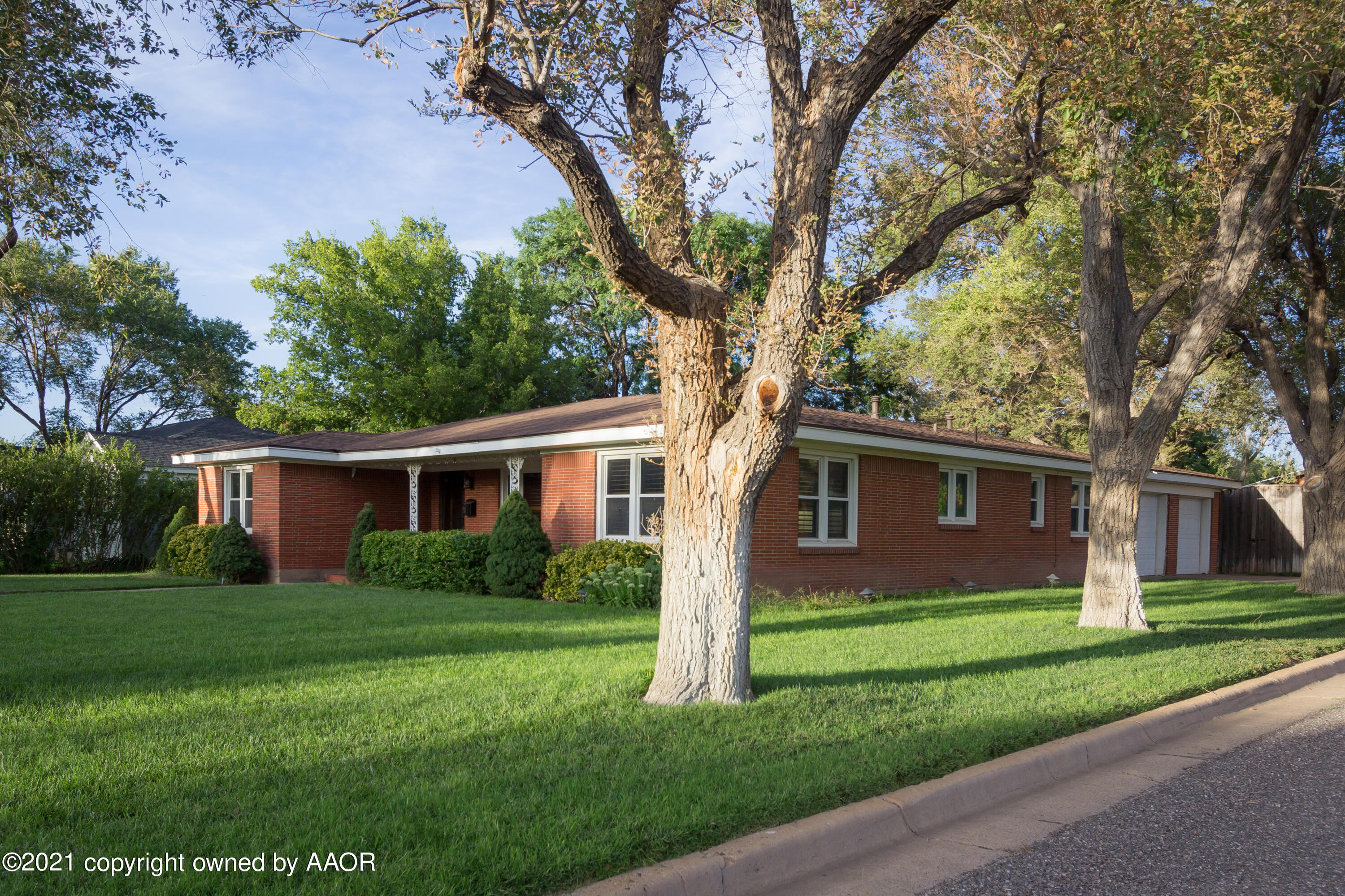 3517 South Rusk Street Amarillo, TX 79109 - Photo 4 of 48 3517 Rusk-8716