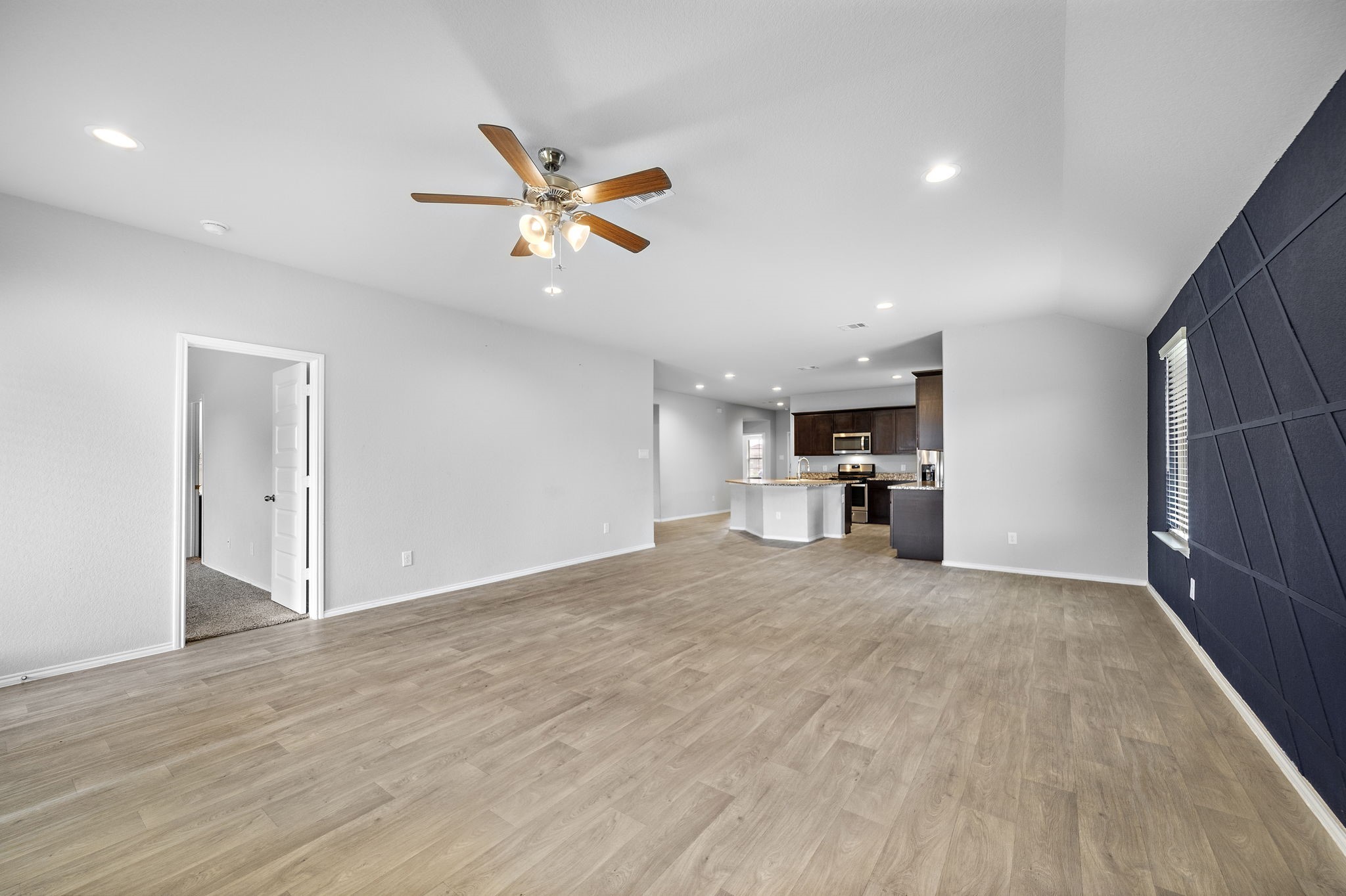 1610 Chase Anchor Court Rosenberg, TX 77469 - Photo 9 of 27 Gallery Image 9