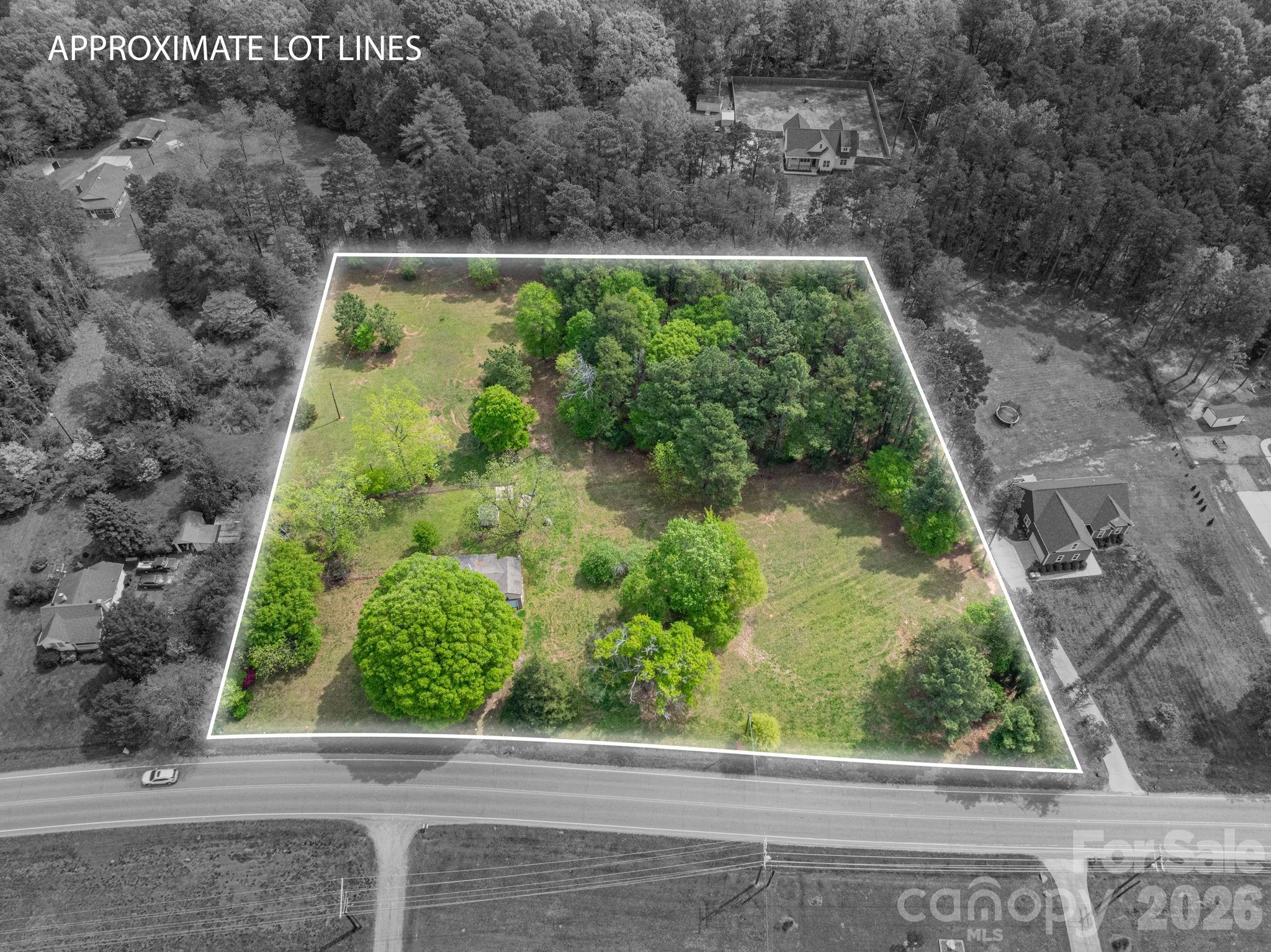 2059 South Point Road Belmont, NC 28012 - Photo 1 of 24 Gallery Image 1