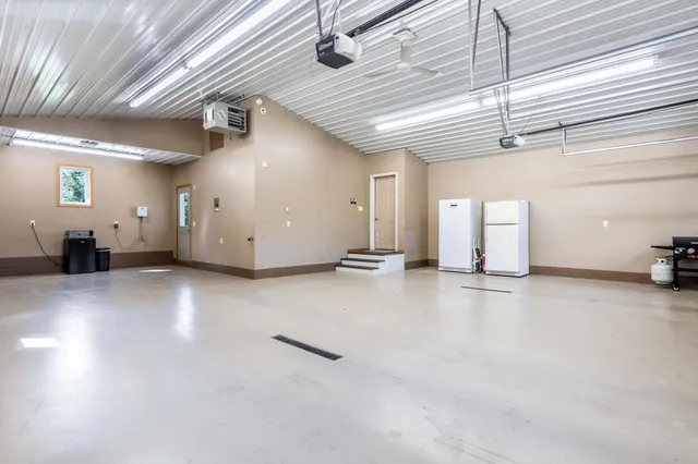 $1,261,000 | 7148 County Road 42 Northeast, Alexandria, MN 56308