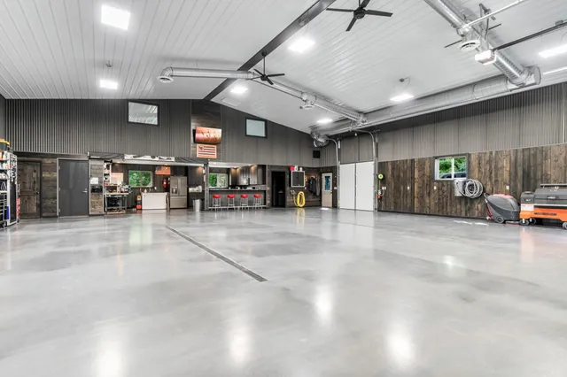 $1,261,000 | 7148 County Road 42 Northeast, Alexandria, MN 56308