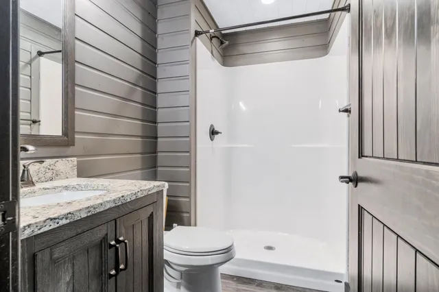 $1,261,000 | 7148 County Road 42 Northeast, Alexandria, MN 56308