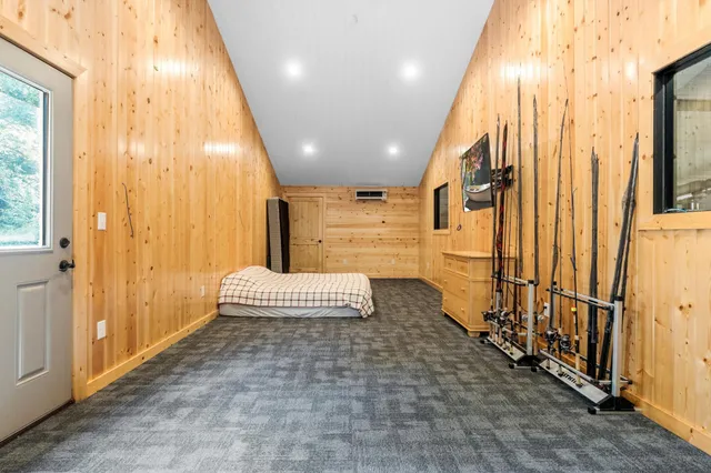 $1,261,000 | 7148 County Road 42 Northeast, Alexandria, MN 56308