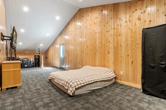 $1,261,000 | 7148 County Road 42 Northeast, Alexandria, MN 56308