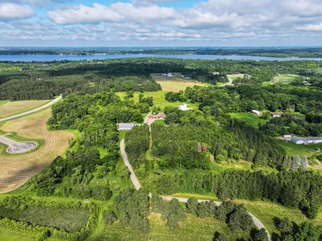 $1,261,000 | 7148 County Road 42 Northeast, Alexandria, MN 56308