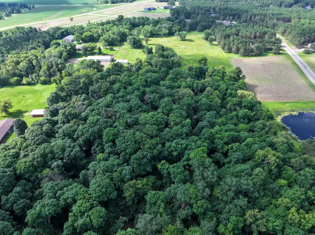 $1,261,000 | 7148 County Road 42 Northeast, Alexandria, MN 56308