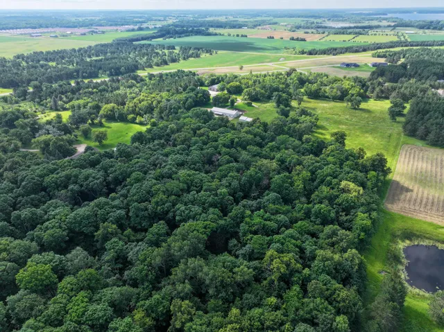 $1,261,000 | 7148 County Road 42 Northeast, Alexandria, MN 56308