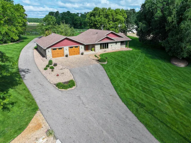 $1,261,000 | 7148 County Road 42 Northeast, Alexandria, MN 56308