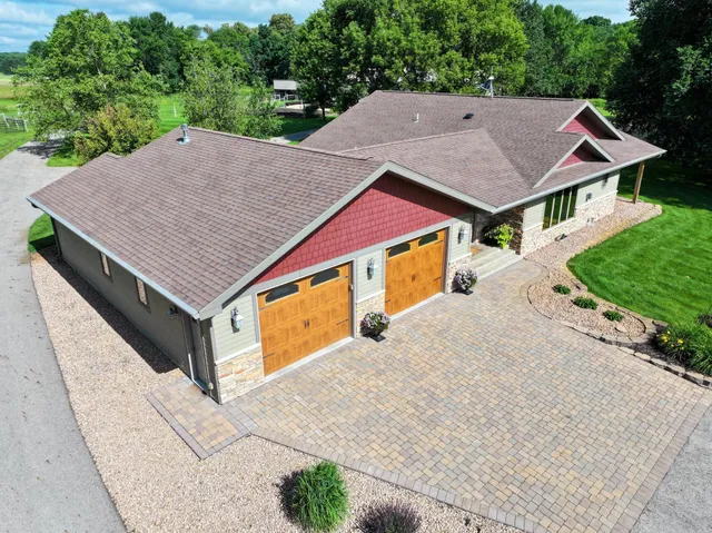 $1,261,000 | 7148 County Road 42 Northeast, Alexandria, MN 56308