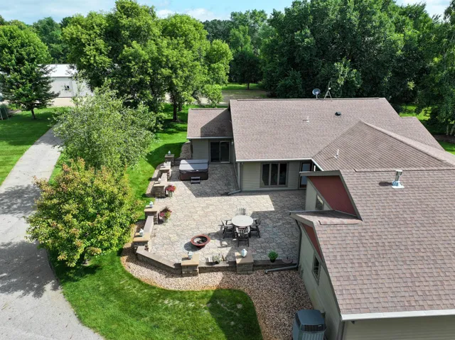 $1,261,000 | 7148 County Road 42 Northeast, Alexandria, MN 56308