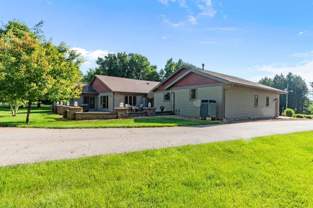 $1,261,000 | 7148 County Road 42 Northeast, Alexandria, MN 56308