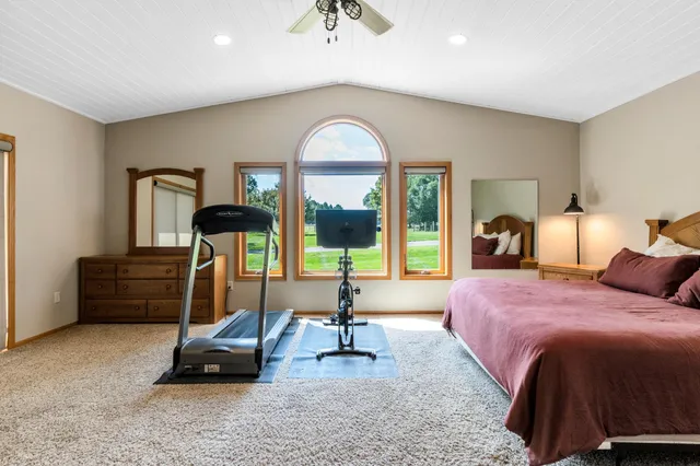 $1,261,000 | 7148 County Road 42 Northeast, Alexandria, MN 56308