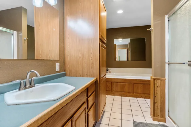 $1,261,000 | 7148 County Road 42 Northeast, Alexandria, MN 56308