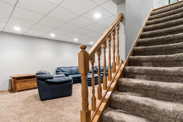 $1,261,000 | 7148 County Road 42 Northeast, Alexandria, MN 56308