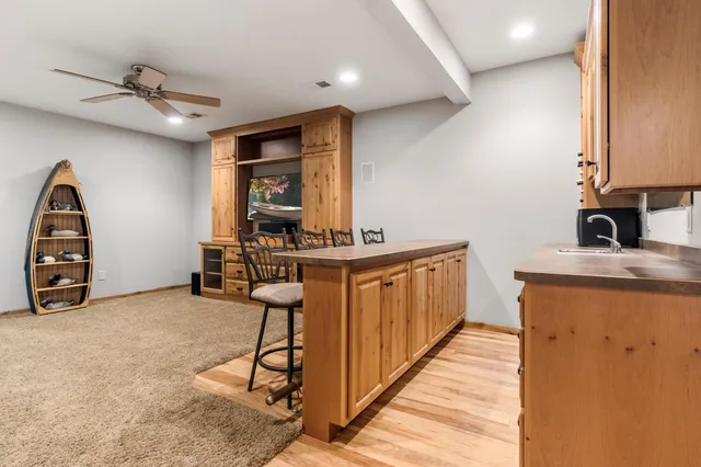 $1,261,000 | 7148 County Road 42 Northeast, Alexandria, MN 56308