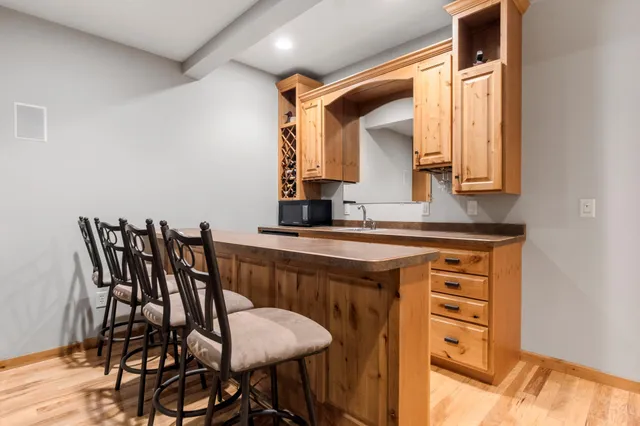 $1,261,000 | 7148 County Road 42 Northeast, Alexandria, MN 56308