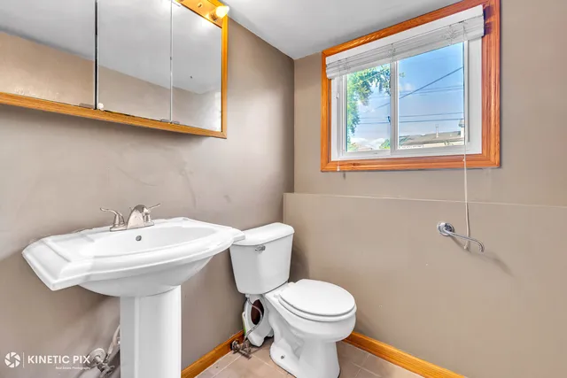 $414,999 | 439 North Fairfield Avenue, Lombard, IL 60148