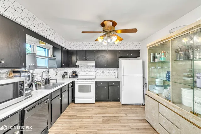 $414,999 | 439 North Fairfield Avenue, Lombard, IL 60148