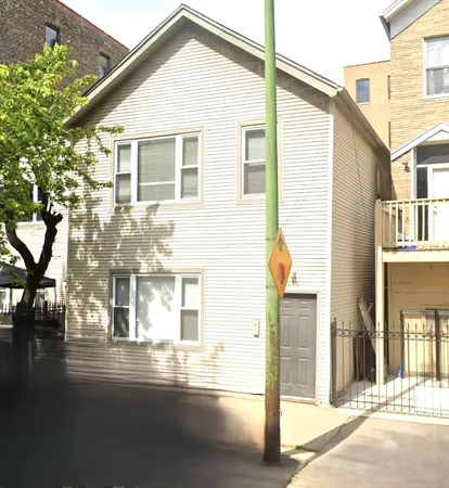 $2,695 | 518 North May Street, Unit 1, Chicago, IL 60642