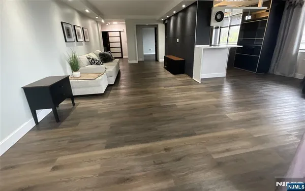 $2,600 | 151 Prospect Avenue, Unit 6C, Hackensack, NJ 07601