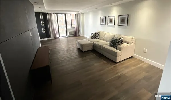 $2,600 | 151 Prospect Avenue, Unit 6C, Hackensack, NJ 07601