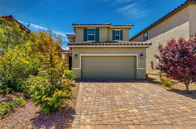 $2,313 | 9733 Cluny Avenue, Las Vegas, NV 89178