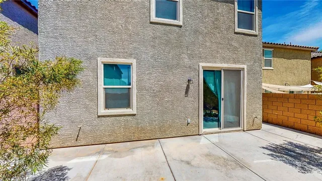 $2,313 | 9733 Cluny Avenue, Las Vegas, NV 89178