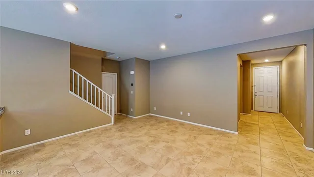 $2,313 | 9733 Cluny Avenue, Las Vegas, NV 89178