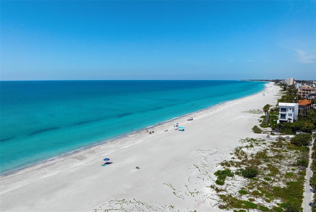 581 Rountree Drive Longboat Key, FL 34228 - Photo 26 of 50 a view of an ocean beach